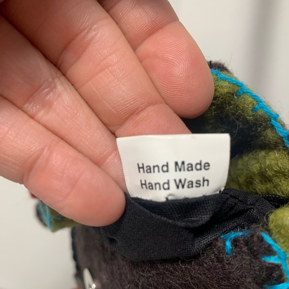 Rising Tide Felted Wool Floral Purse Red Rose green and blue accents shoulder - Picture 8 of 12